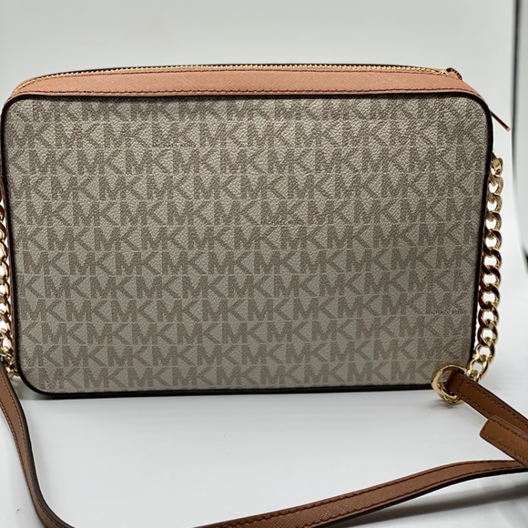 Michael Kors Jet Set Item EW Crossbody - Picture 3 of 4